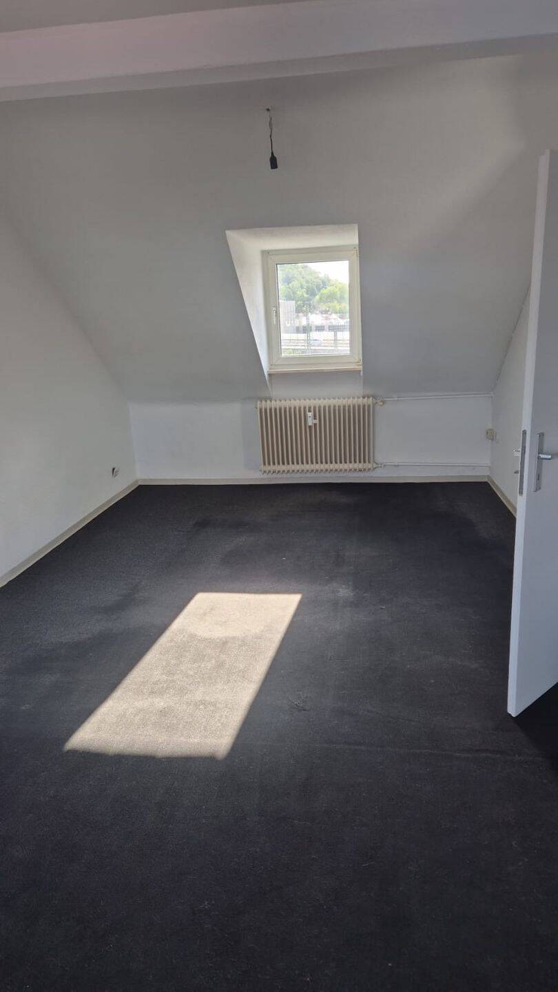 Dachgeschosswohnung in zentraler Lage von Koblenz!, 56068 Koblenz (Altstadt Mitte Rauental Stolzenfels Süd)