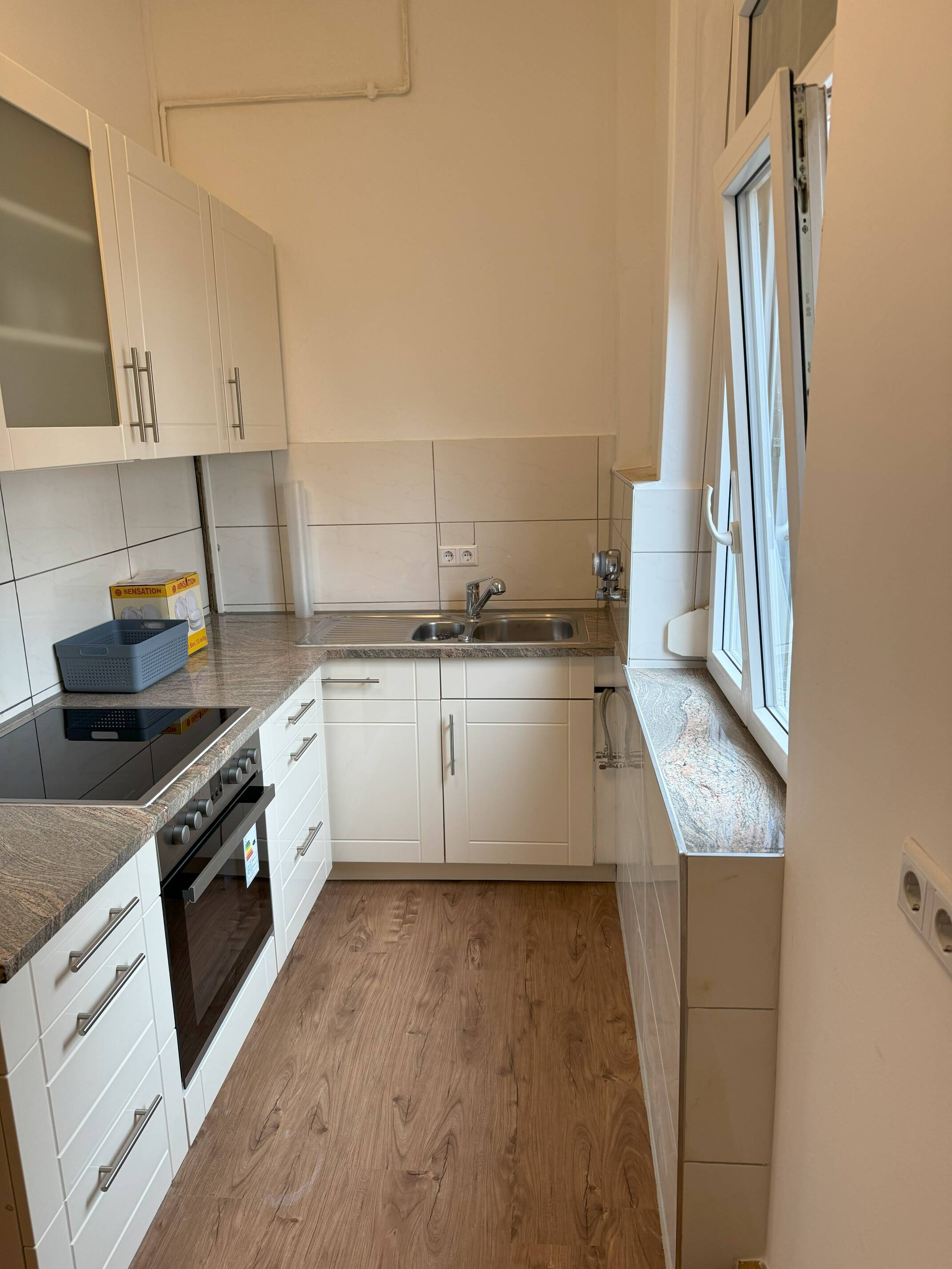 MÖBLIERTE 3-ZIMMER-WOHNUNG – auch einzeln anmietbar in S-Bad Cannstatt – 3429 – 70376 Stuttgart – Bild 1 von 3