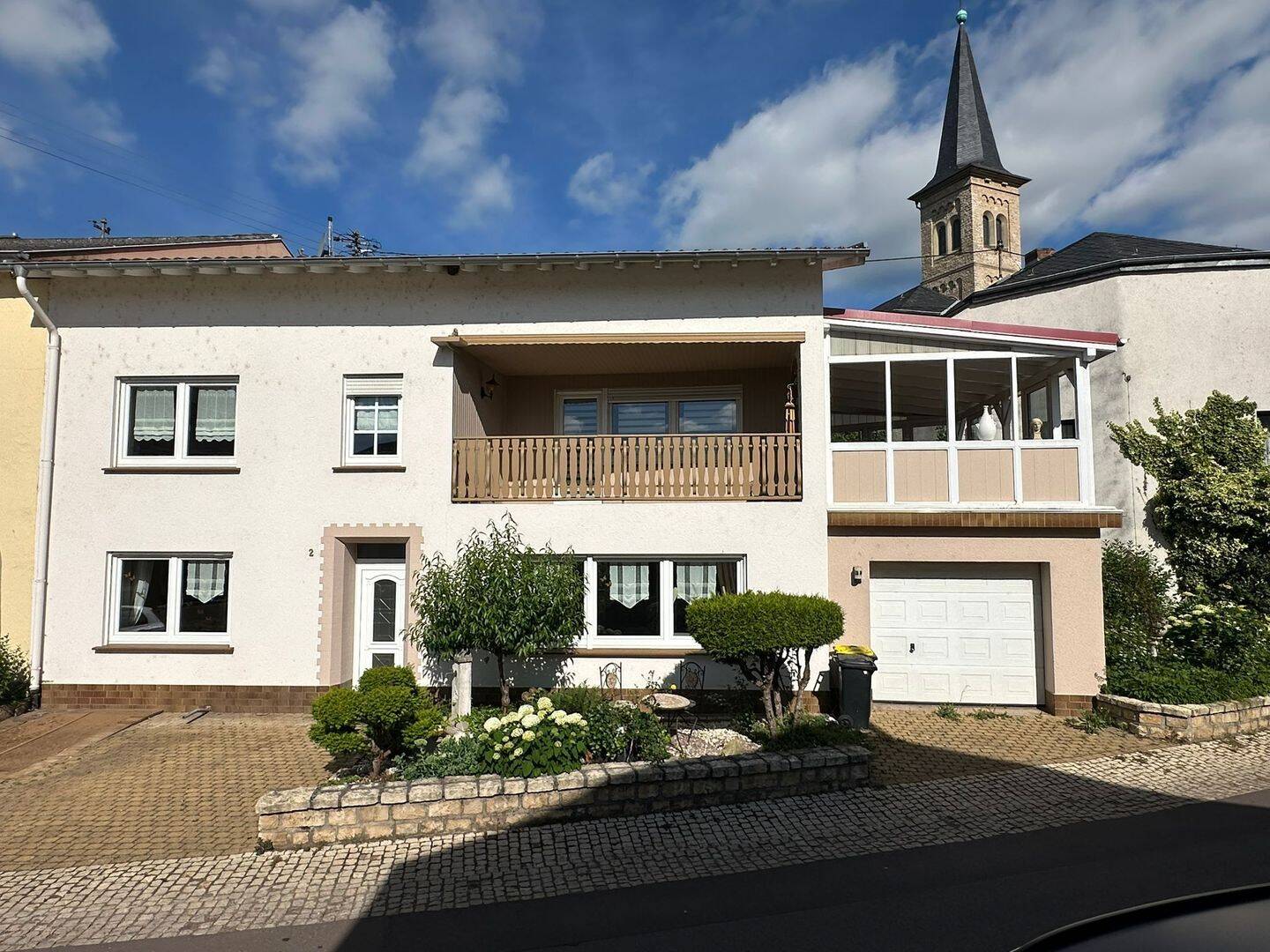 Großzügiges Familienhaus in Perl-Besch direkt an der Grenze Luxemburg, 66706 Perl