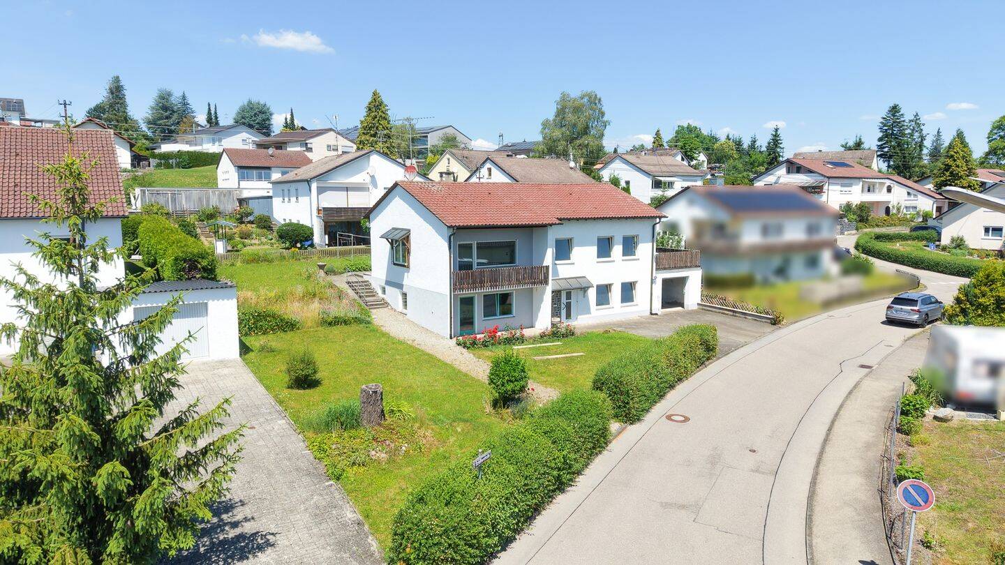 Großzügiges Wohnen mit separater Einliegerwohnung in ruhiger Wohnlage, 88356 Ostrach