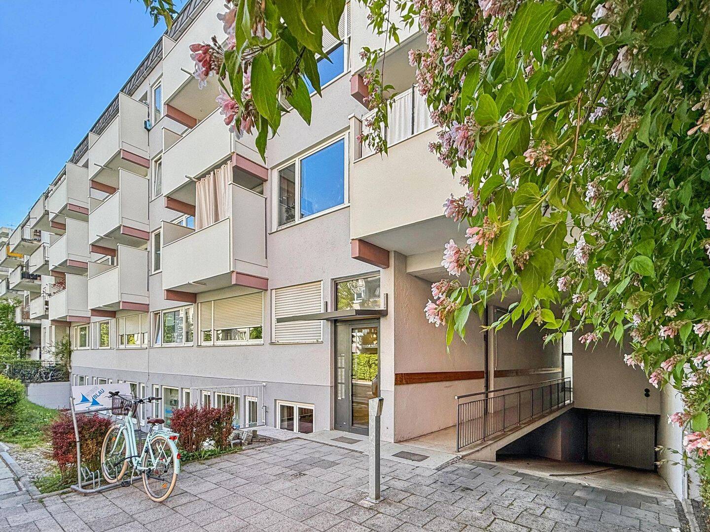 Bezugsfreies Apartment mit Südbalkon in zentraler Lage von Sendling-Westpark!, 81369 München (Sendling Sendling-Westpark Thalk. Obersendl.-Forsten-Fürstenr.-Solln)