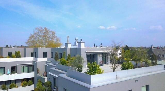 Exklusive Penthouse-Wohnung mit Dachterrasse und traumhaftem Blick über Büderich, 40667 Meerbusch