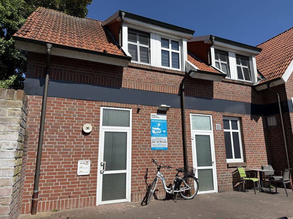 Großzügige Oberwohnung mit Dachterrasse in Varel, 26316 Varel