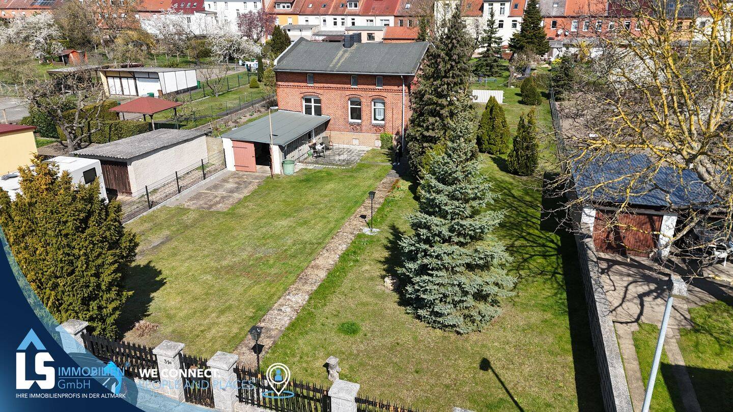 Haus mit großem Grundstück mitten in Tangermünde, 39590 Tangermünde