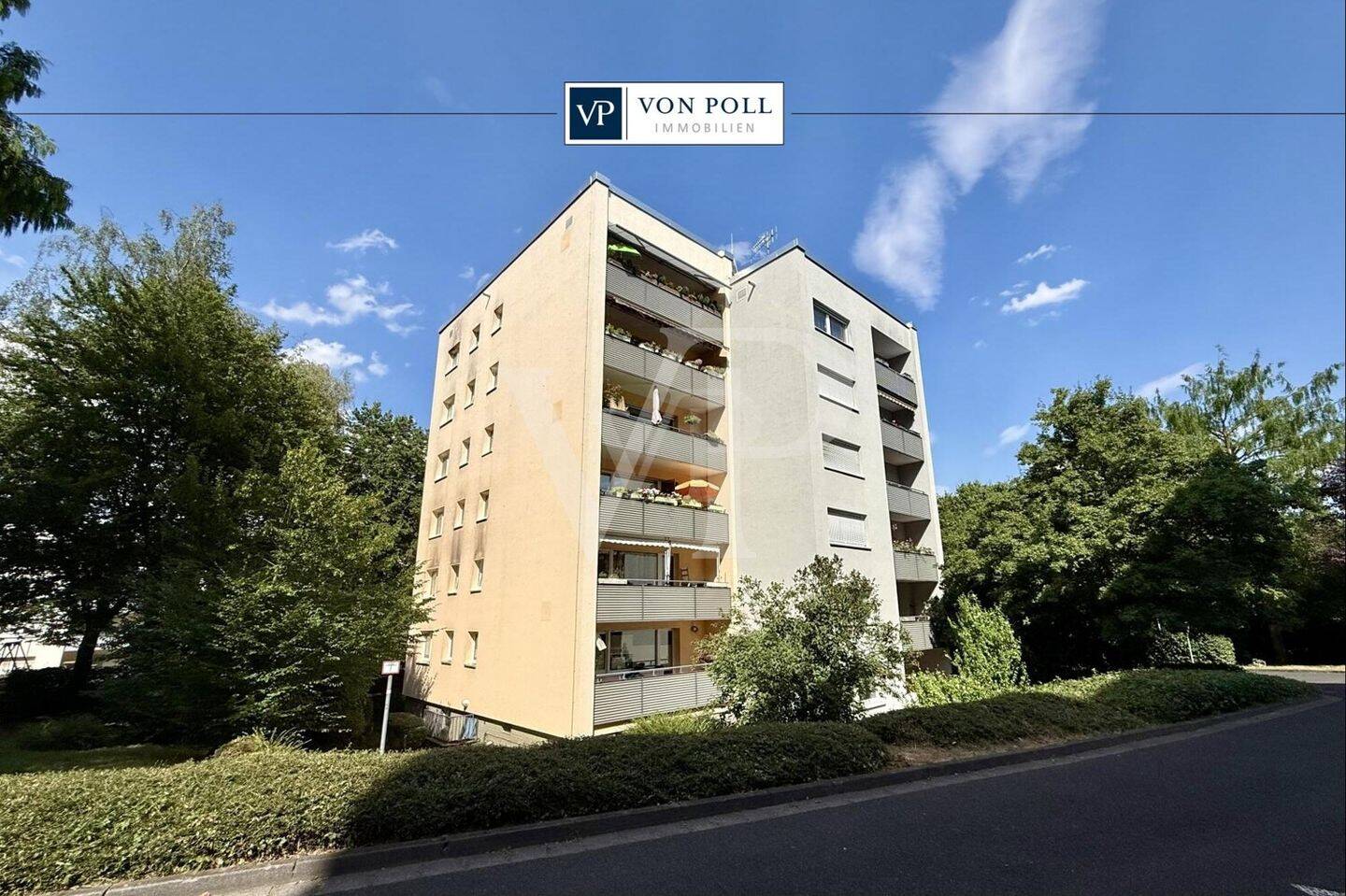2-Zimmer-Wohnung mit Balkon und Aufzug am Waldrand, 65817 Eppstein