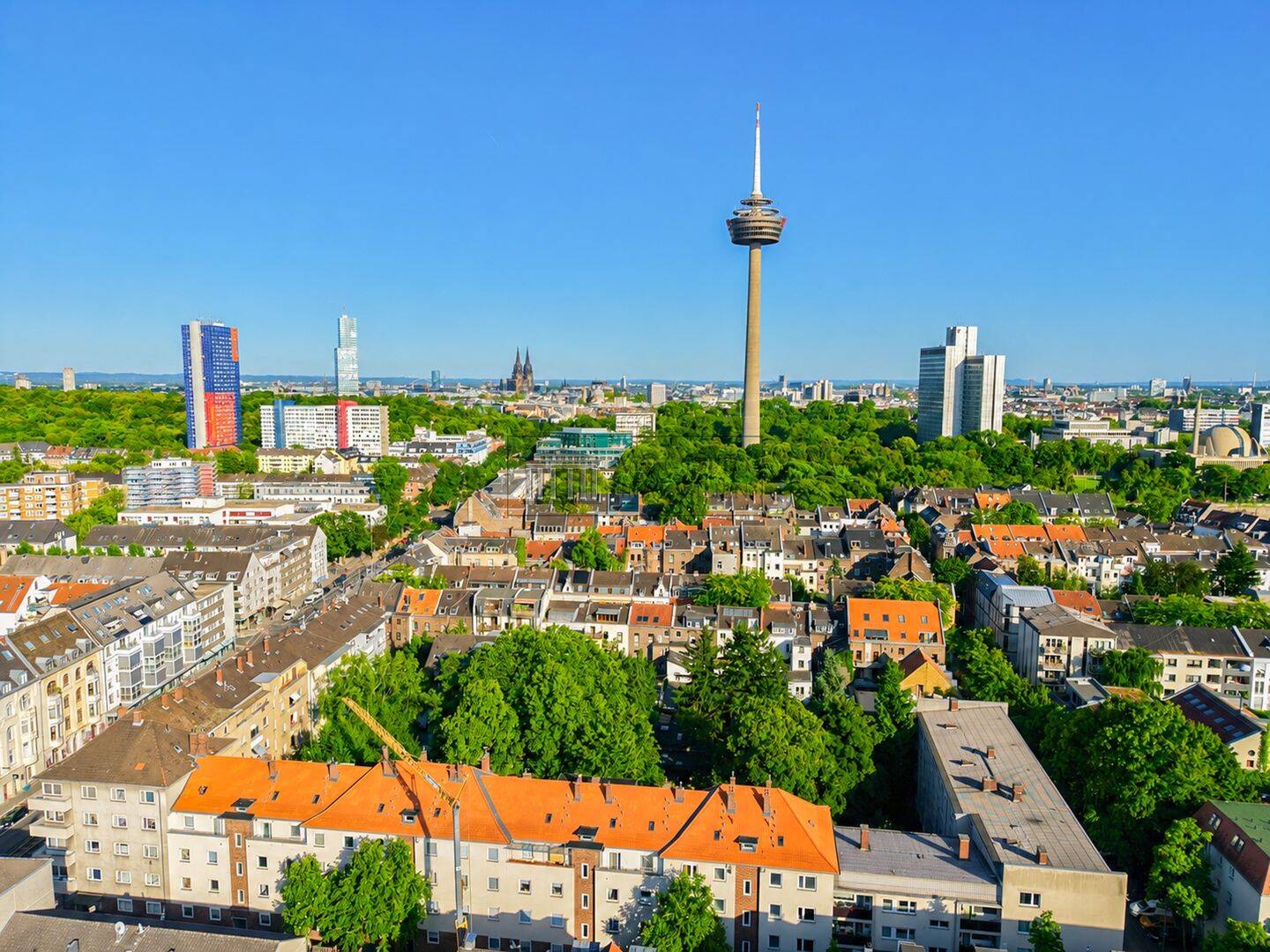Urban wohnen, ruhig leben – 2 Zimmer in Köln-Ehrenfeld, 50823 Köln (Ehrenfeld Neuehrenfeld)