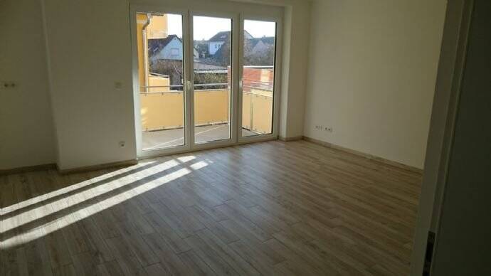 3-Zimmer-Wohnung im 1. OG wartet auf neue Mieter, 93057 Regensburg (Brandlberg-Keilberg Konradsiedlung-Wutzlhofen Reinhausen Sallern-Gallingkofen)