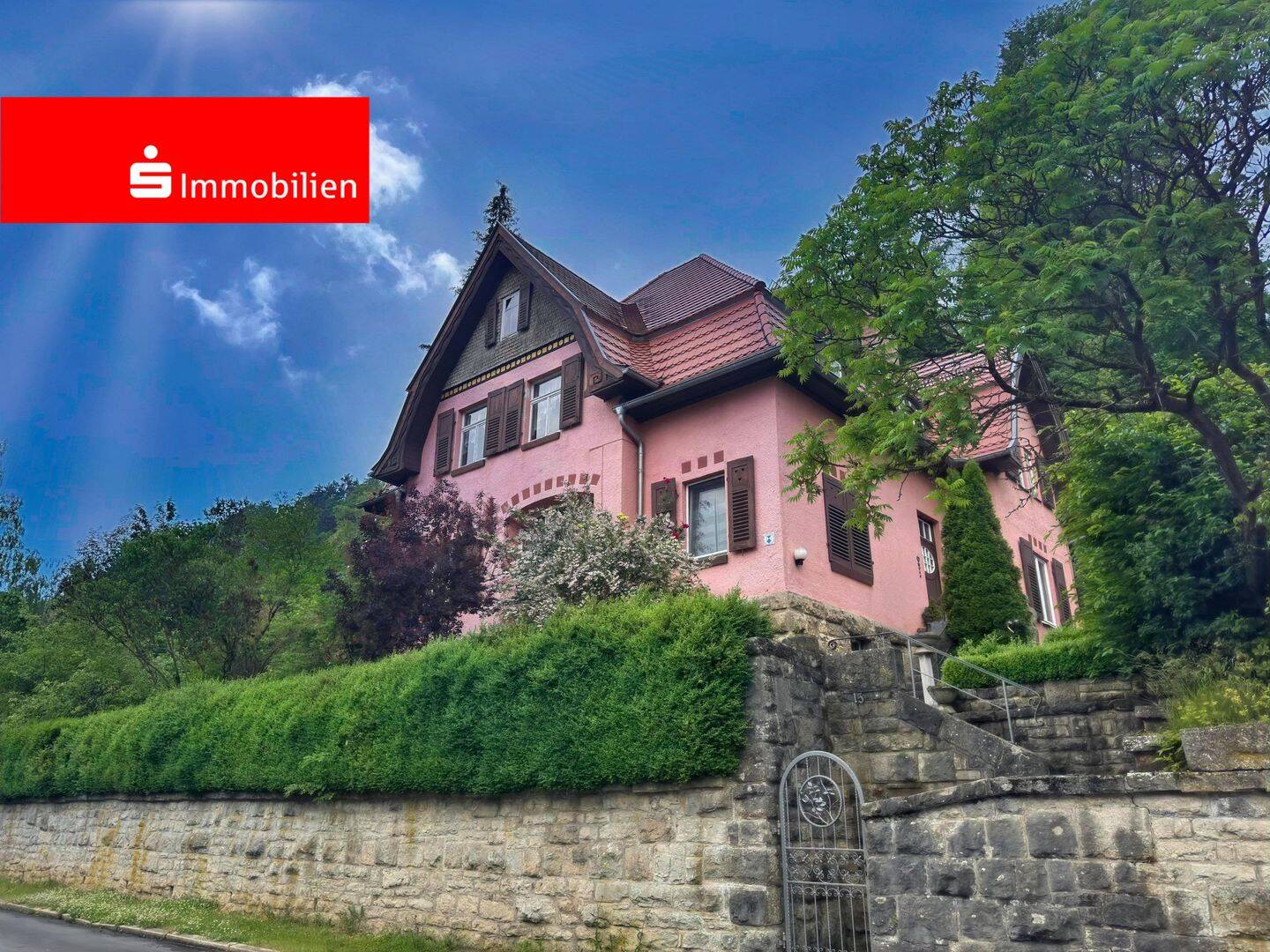 Ein Zuhause mit Charakter: Denkmalgeschütztes Wohnhaus in traumhafter Lage, 98617 Meiningen