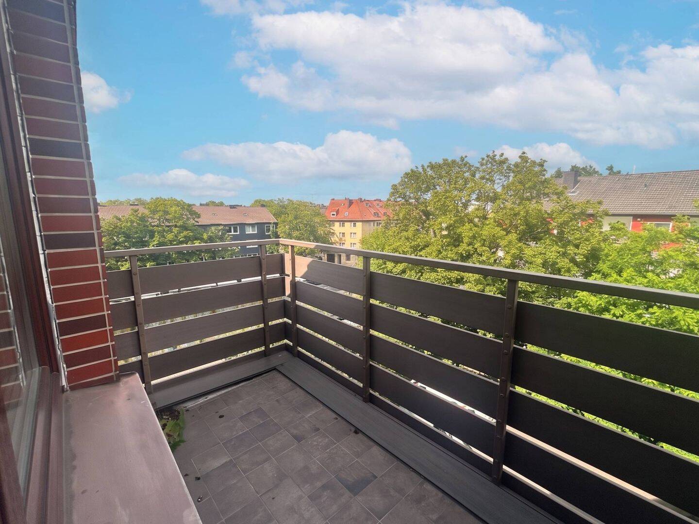 Attraktive und gut geschnittene 3-Zimmer-Wohnung mit Balkon und EBK, 45147 Essen (Frohnhausen Holsterhausen Rüttenscheid)