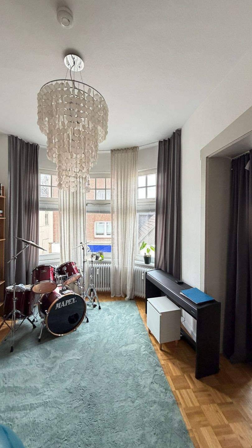 Top-Investment in Delmenhorst! Wohn- und Geschäftshaus mit 3 vermieteten Wohnungen 328 m² und 300 m² Ladenlokal, 27749 Delmenhorst (Düsternort Mitte Schafkoven/Donneresch Stickgras/Annenriede)