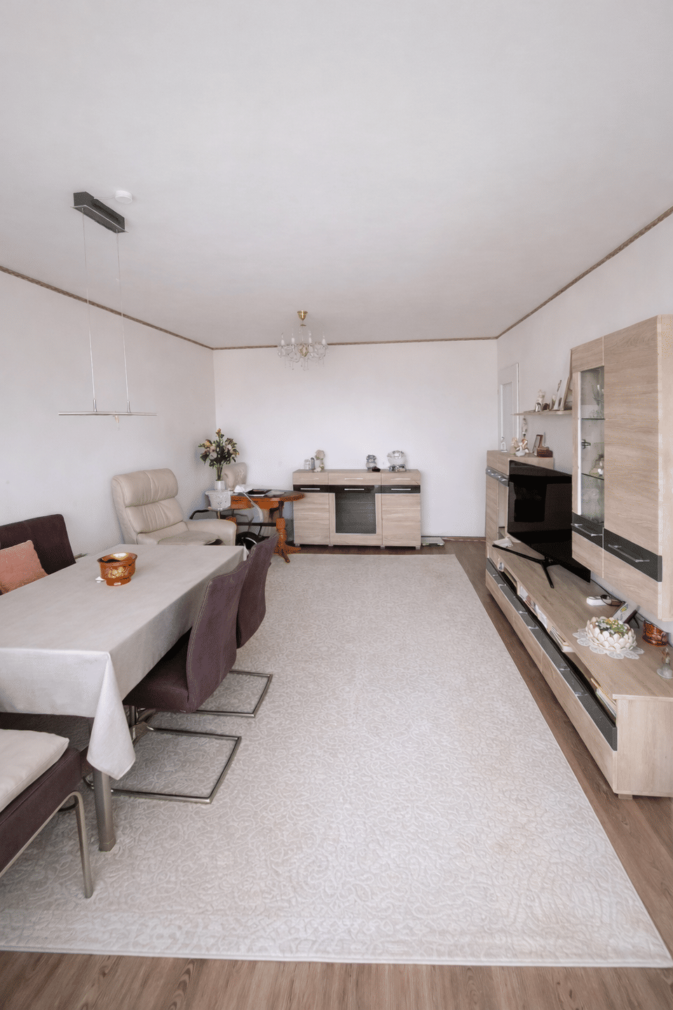 2-Zimmer-Wohnung – Balkon, Aufzug, S-Bahn (S8) und TG optional, 82110 Germering