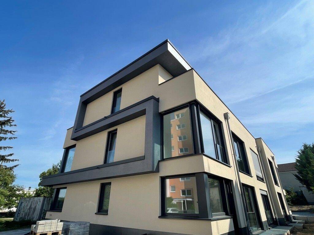 In top Lage zum UKGM! Moderne, schicke und exklusive Penthouse-Wohnung mit Dachterrasse, Max-Reger-Str. 6, Gießen, 35392 Gießen