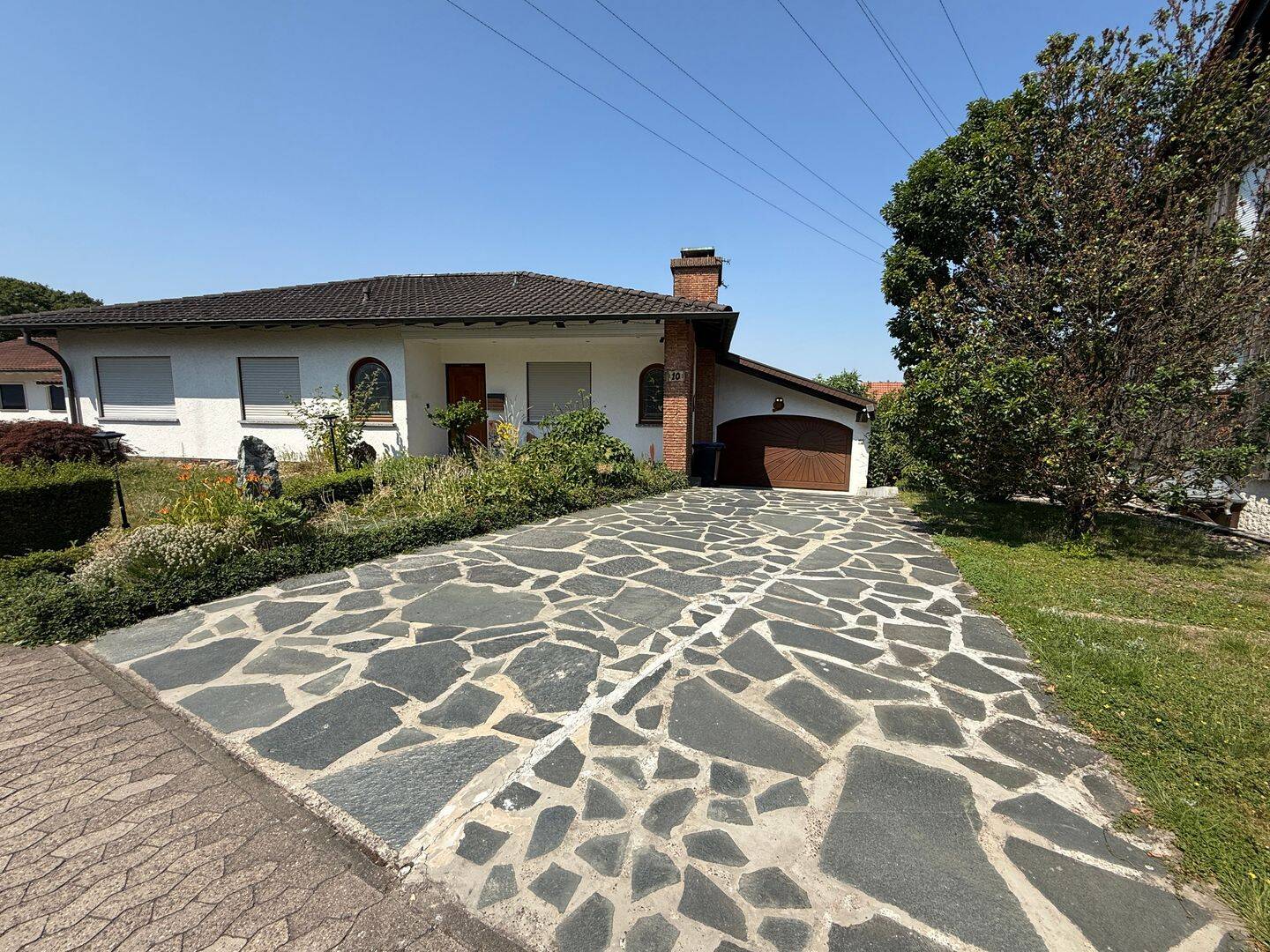 Familienfreundliches Einfamilienhaus mit Sauna, Kamin und Doppelgarage in ruhiger Wohnlage von Köllerbach, 66346 Püttlingen