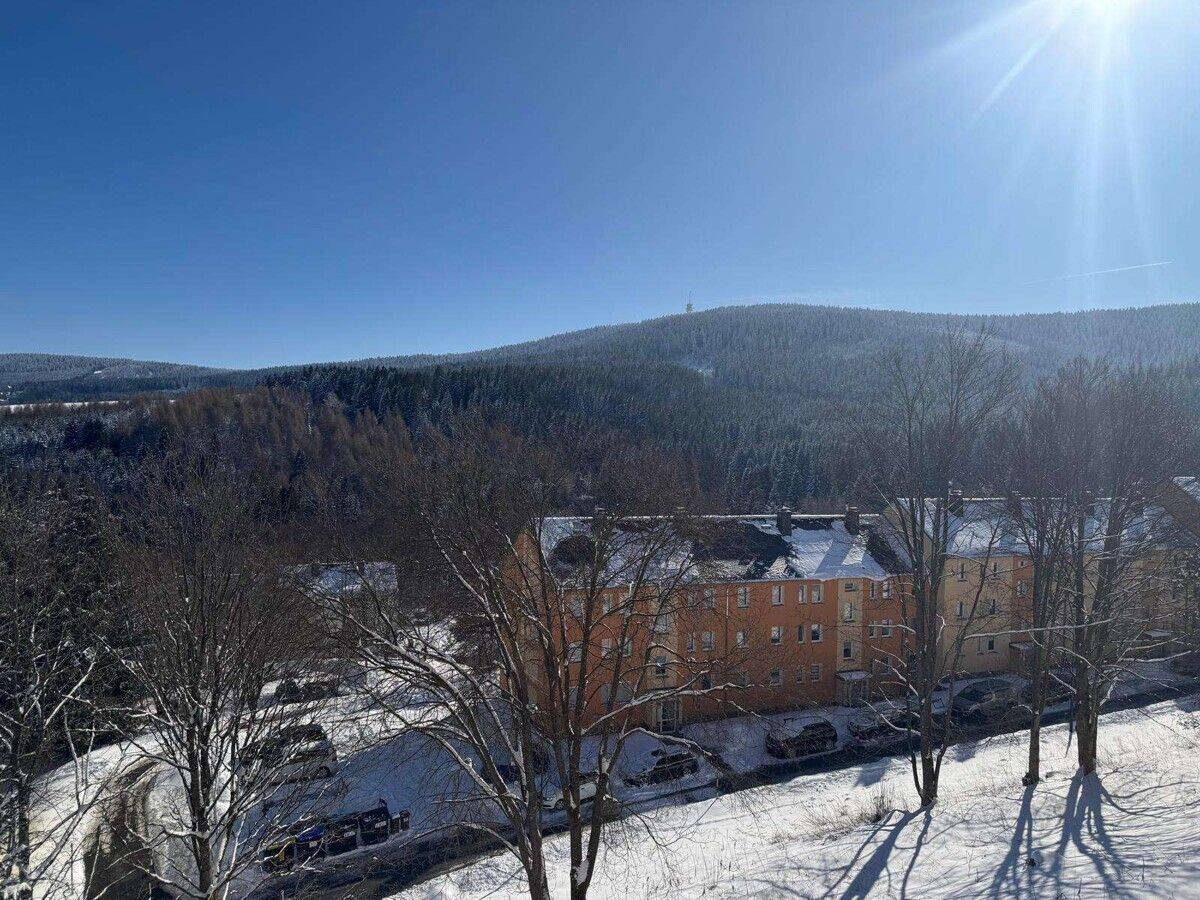 Schöne Ferienwohnung mit tollem Ausblick und fußläufig zum Skihang!, 9484 Oberwiesenthal