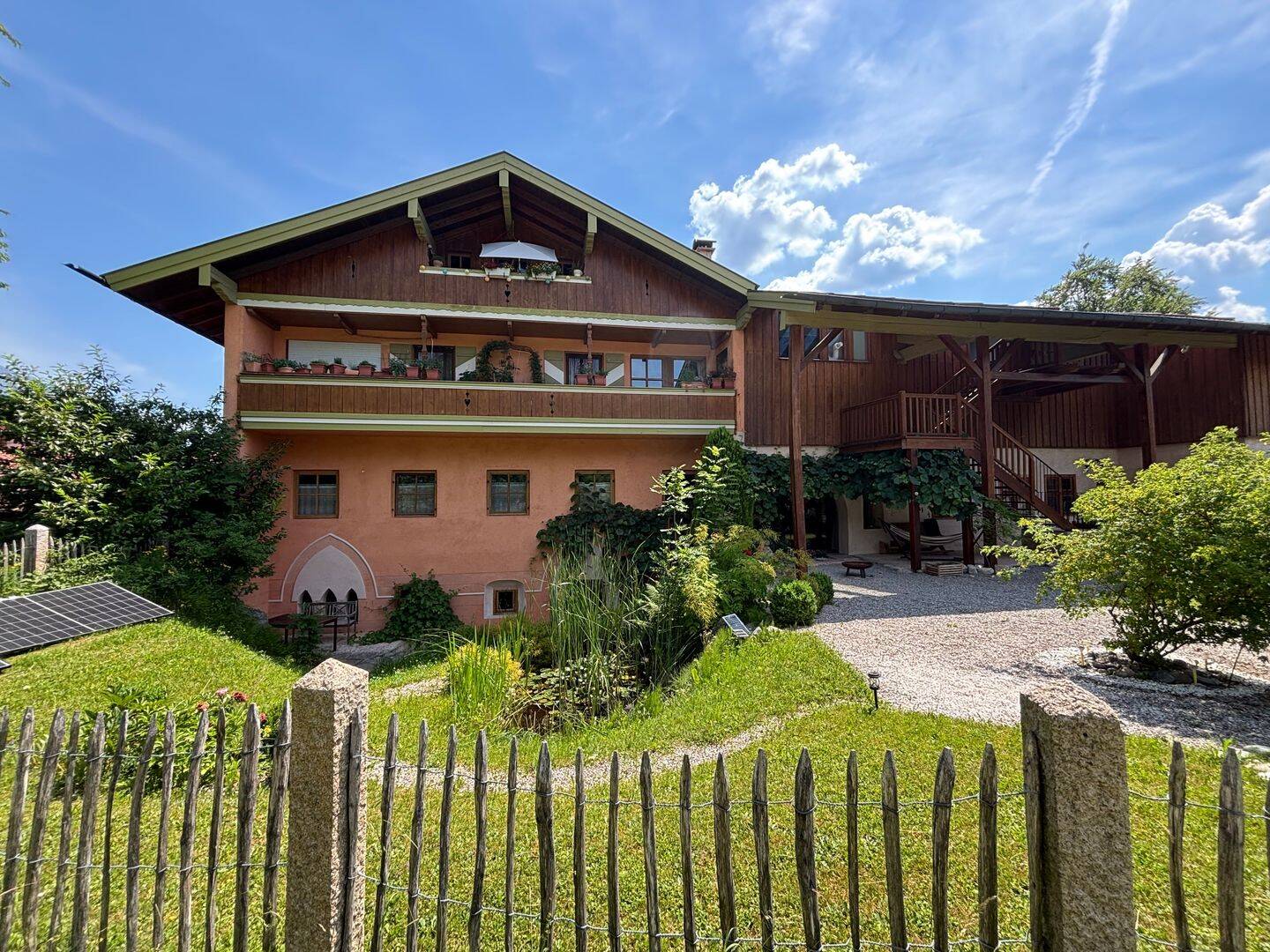 Traumhaft schöne 4-Zimmer-Etagenwohnung in Marquartstein, 83250 Marquartstein