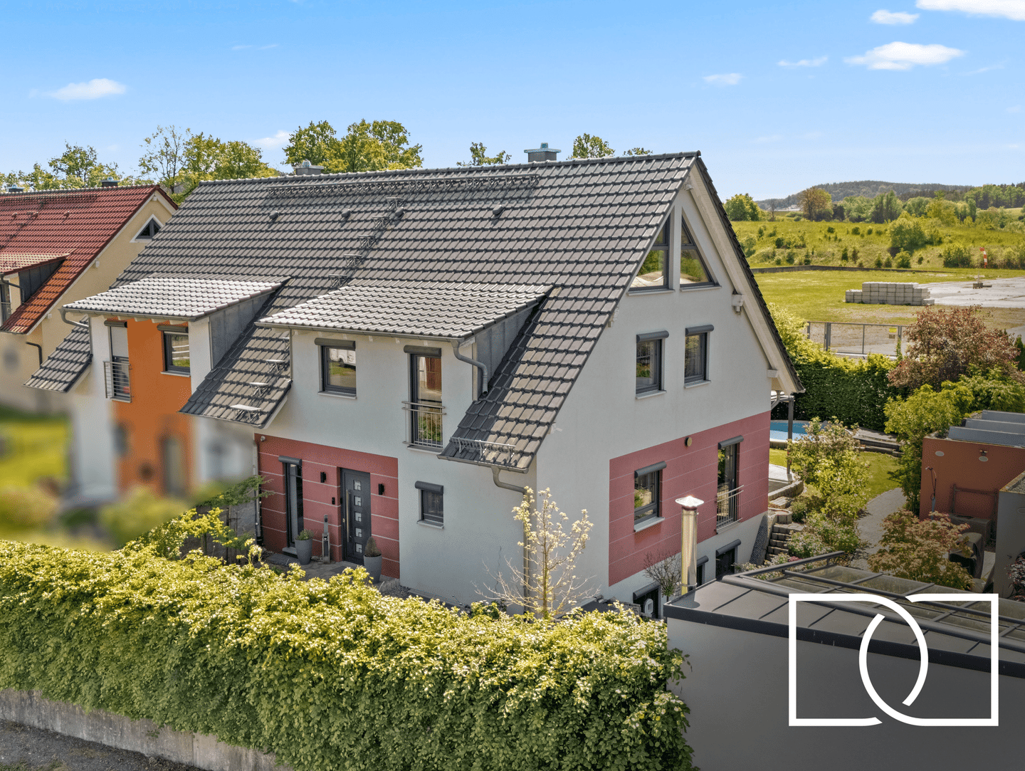 Raumwunder! Energieeffizientes Einfamilienhaus mit traumhaftem Garten, Wintergarten und Pool, 95490 Mistelgau