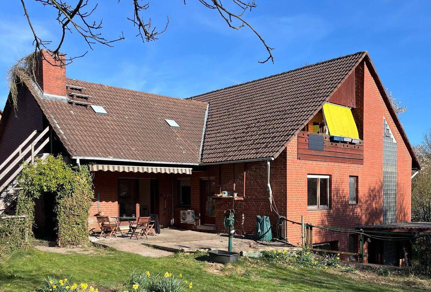 Provisionsfrei: Großes EFH + Einliegerwohnung, 1.600 m 2 Grundstück, 37130 Gleichen