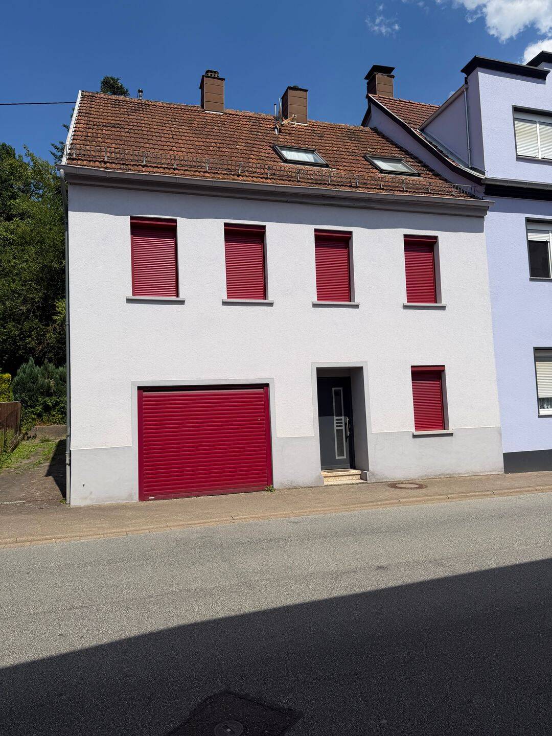 Schönes 1-2 Familienhaus mit Blick zum schönen Innenhof, 66540 Neunkirchen