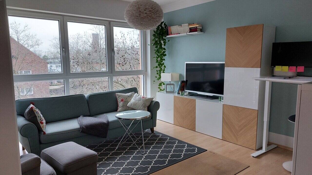 Helle und Moderne Wohnung mit Stellplatz, 90459 Nürnberg