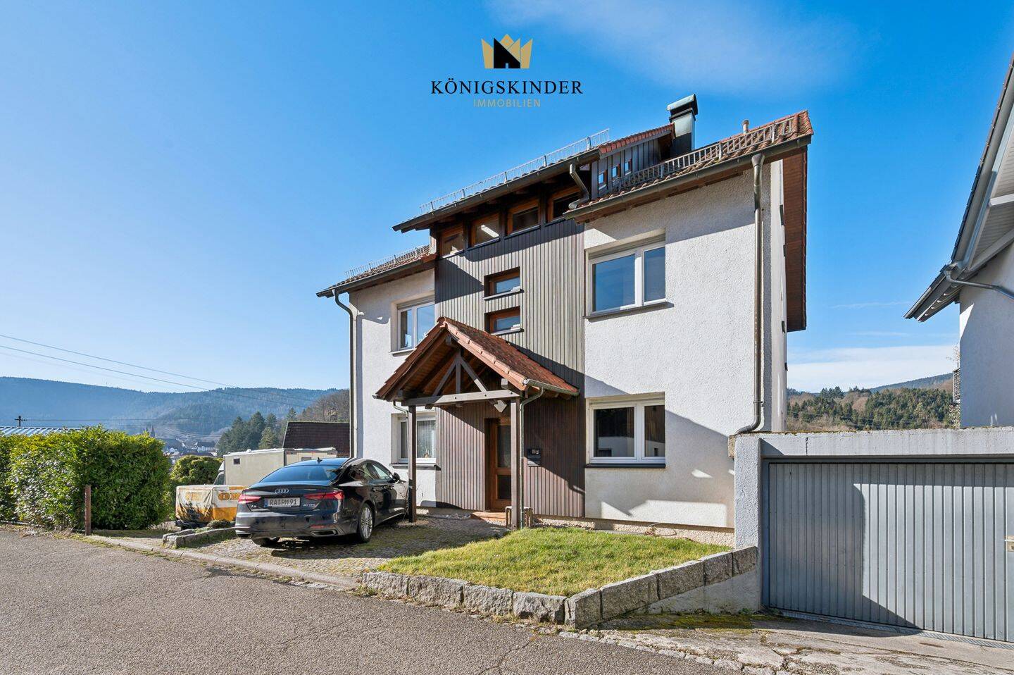 Sofort verfügbar ! Gepflegtes Zweifamilienhaus in ruhiger Lage., 76596 Forbach