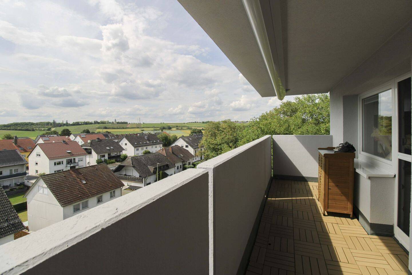 Wohnen mit Weitblick – moderne 3-Zimmer-Wohnung mit Balkon & Aufzug, 65439 Flörsheim am Main