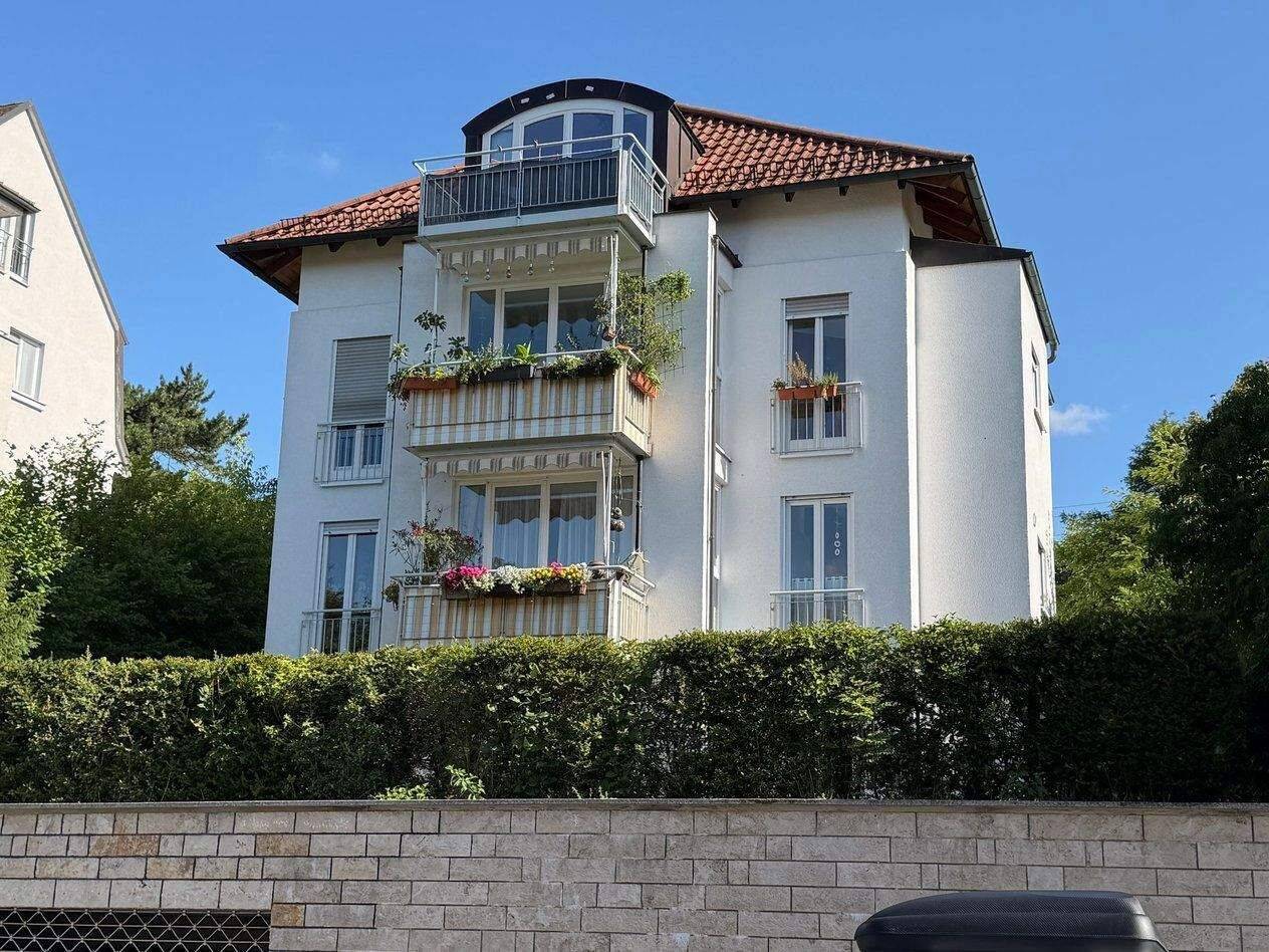 3-Zimmer Eigentumswohnung mit Balkon im Landgrafenviertel – vermietet., 7743 Jena