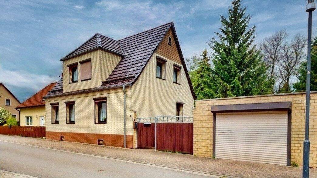 Landleben pur mit wundervollem Garten, 6217 Merseburg