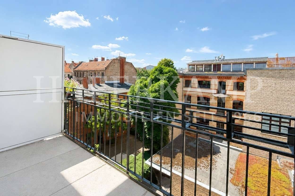 Verborgenes Altbaujuwel in Prenzlberg- Exklusive Wohnung im ruhigen Gartenhaus, 10435 Berlin (Mitte Prenzlauer Berg)
