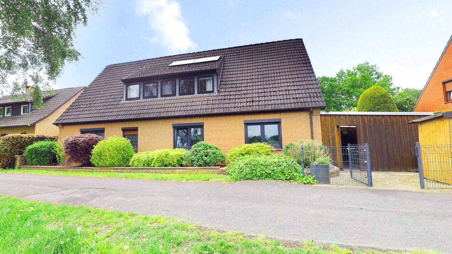 Top-Gepflegte Doppelhaushälfte (Whg. Nr. 2) in beliebter Wohnlage direkt an der Wörpe in Lilienthal, 28865 Lilienthal