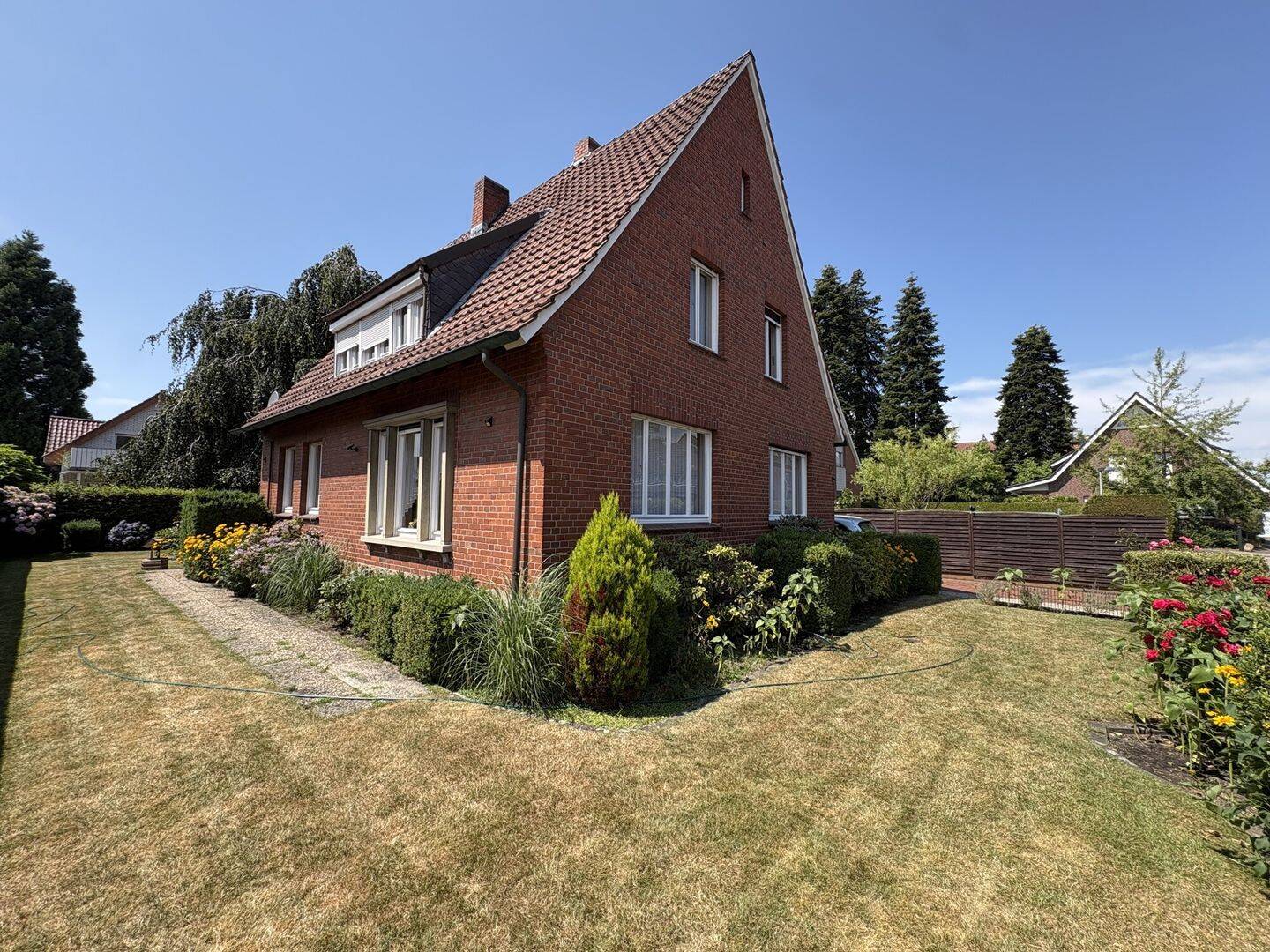 Charmantes Einfamilienhaus in ruhiger Lage mit Garten und viel Potenzial für Familien, 48429 Rheine