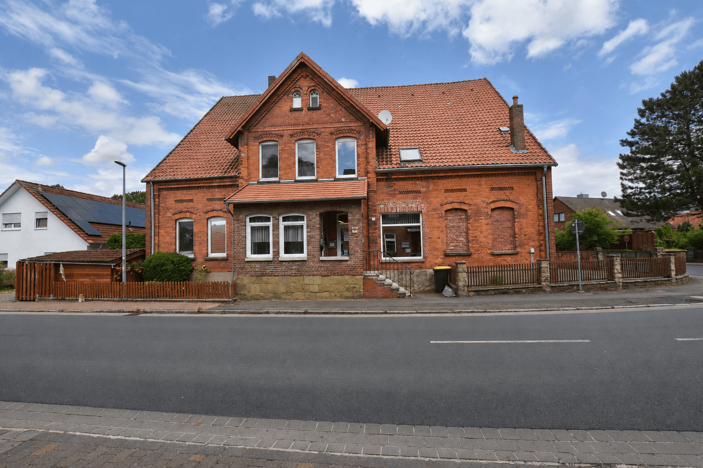 3 Familienhaus mit Werkhalle, 30989 Gehrden