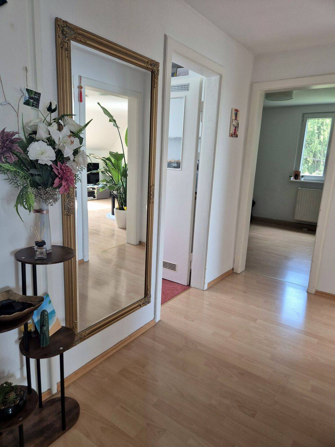 Zwischenmiete: Möblierte 3-Zimmer Wohnung zur Untermiete (August – Februar), 70597 Stuttgart (Degerloch Hoffeld Kaltental Möhringen Sonnenberg)