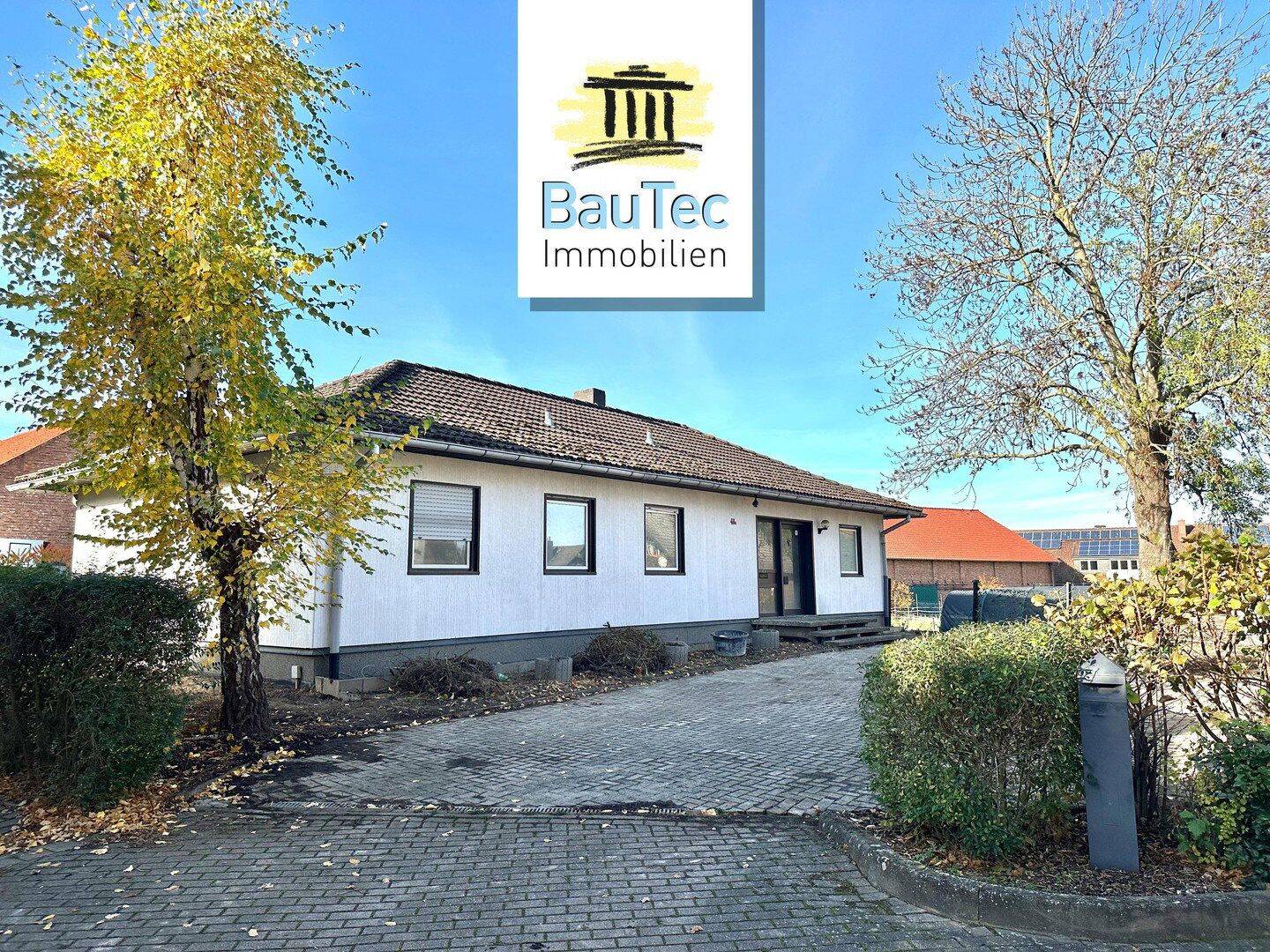 Winkelbungalow – großes Grundstück – Zentral in Giesen, 31180 Giesen