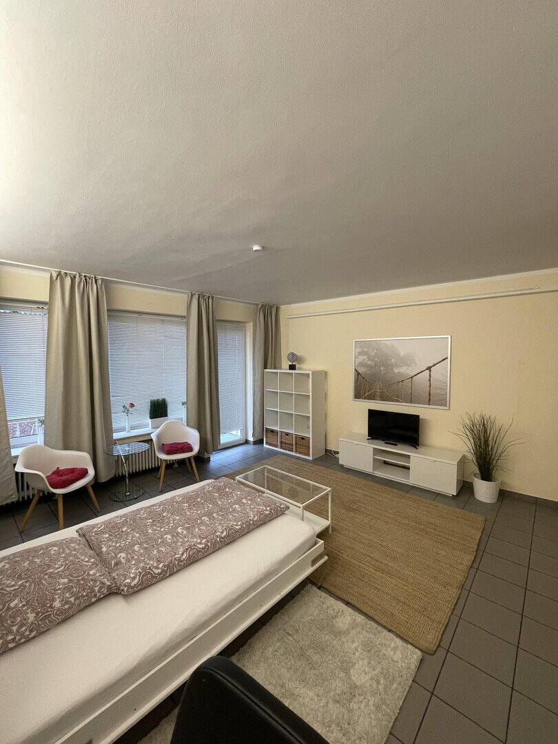 Schöne 2-Zimmer Wohnung (2 Balkone) – Düsseldorf Altstadt nähe Carlsplatz, 40213 Düsseldorf