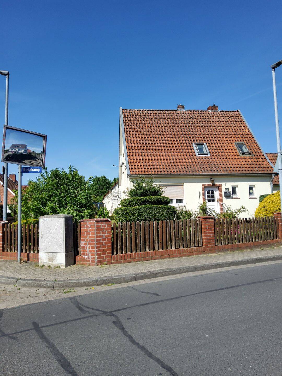 159 qm modernisierter Altbestand auf 851 qm Grundstück mit zusätzlich Baugenehmigung für ein Doppelhaus im Garten, 29229 Celle