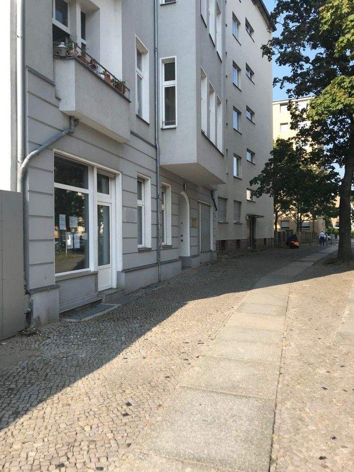 Sofort bezugsfreie 3-4-Zimmer-Erdgeschosswohnung – 2 Eingänge, teilbar in 2 Einheiten, ehemals Praxis, alternativ ist ein Mietkauf möglich, 10587 Berlin (Charlottenburg-Wilmersdorf Charlottenburg)