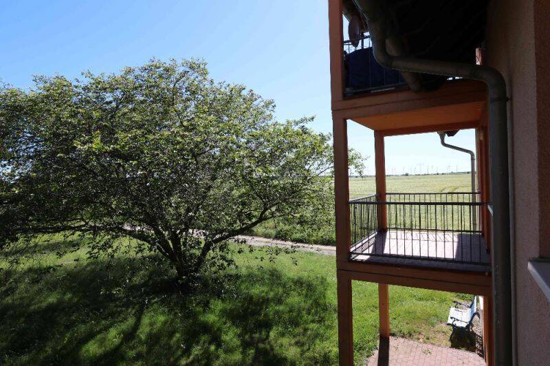 Helle, großzügige 3 Zimmer Wohnung, mit Balkon und Stellplatz!, 1561 Großenhain