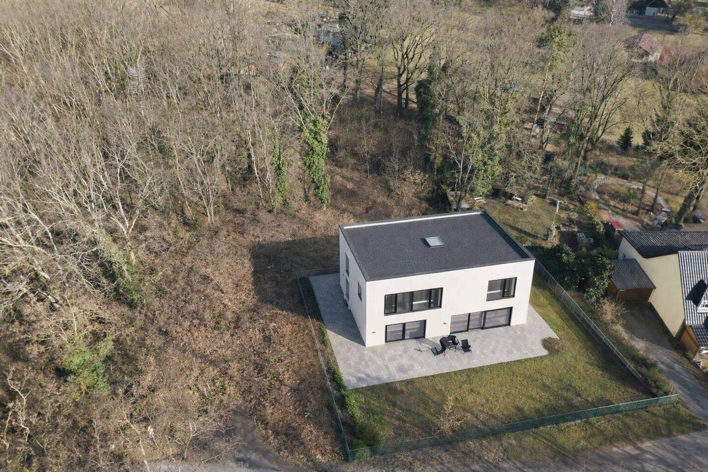 Baugrundstück am Wasser – EFH – DHH – Bungalow, 1968 Senftenberg