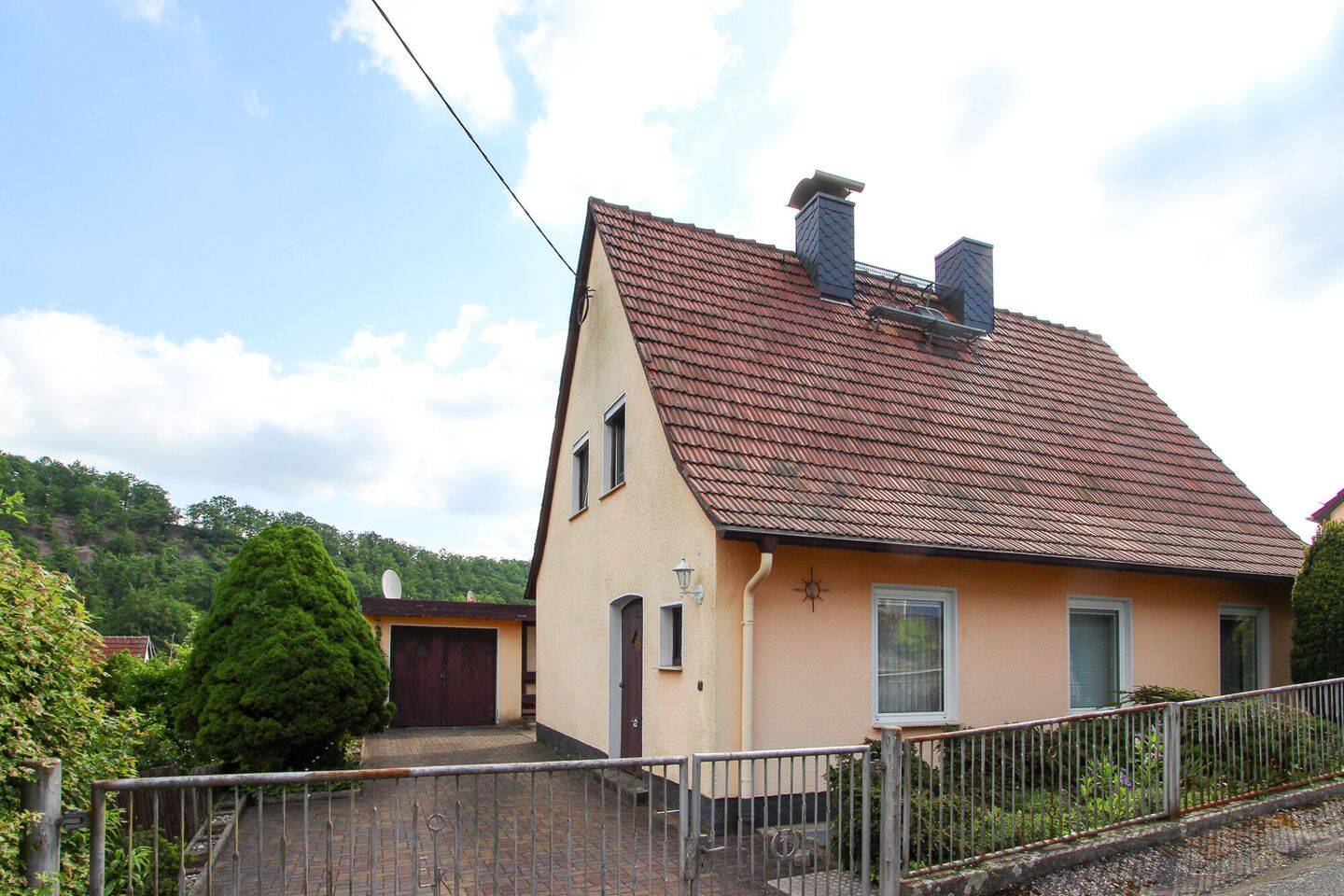 Schaffen Sie sich ein neues Zuhause – Einfamilienhaus in Freital, 1705 Freital