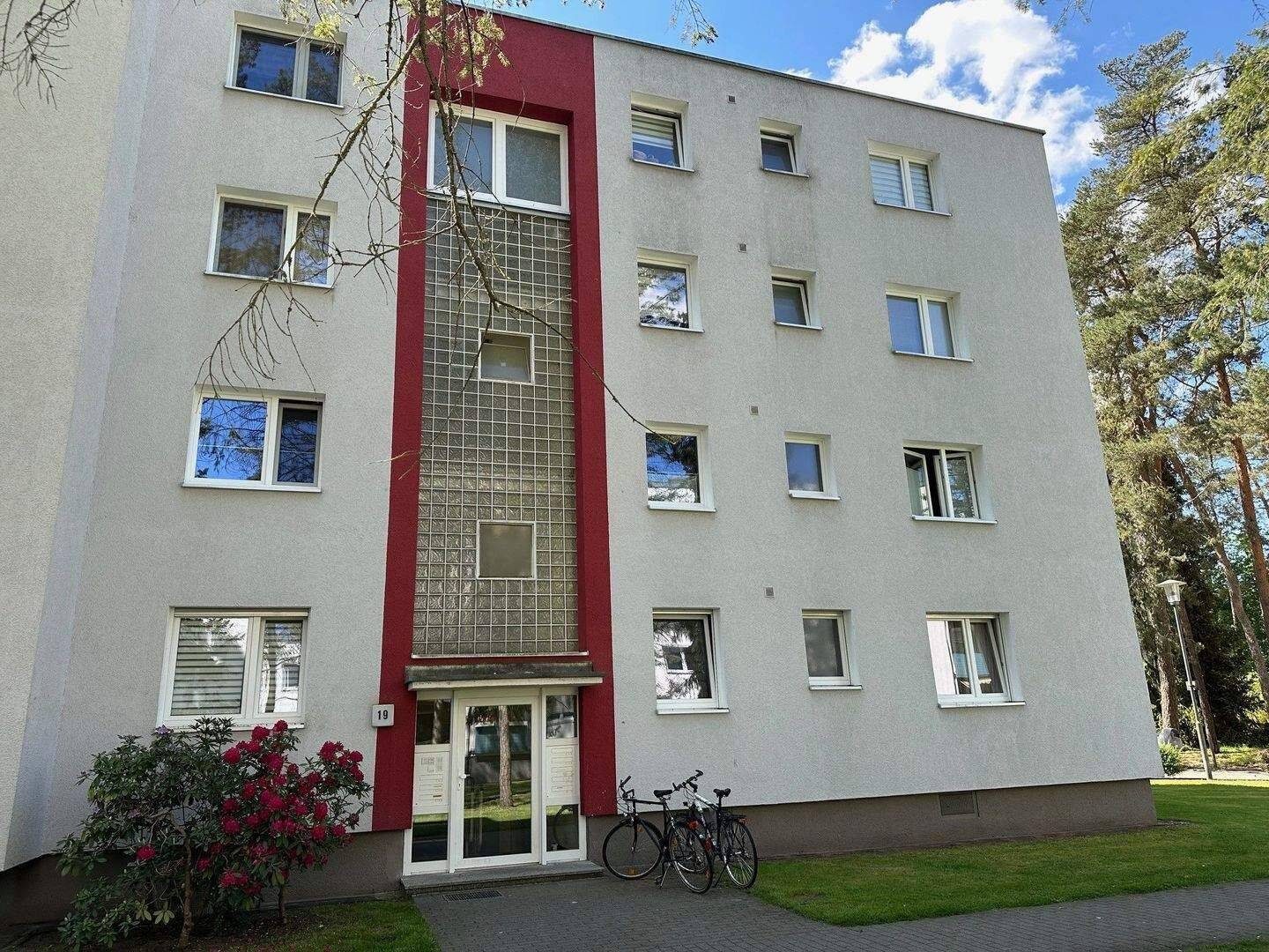 Schöne, ruhig gelegene 4-Zimmer-Wohnung mit Balkon – parkähnliche Wohnlage – 2020 renoviert, 90552 Röthenbach a.d. Pegnitz