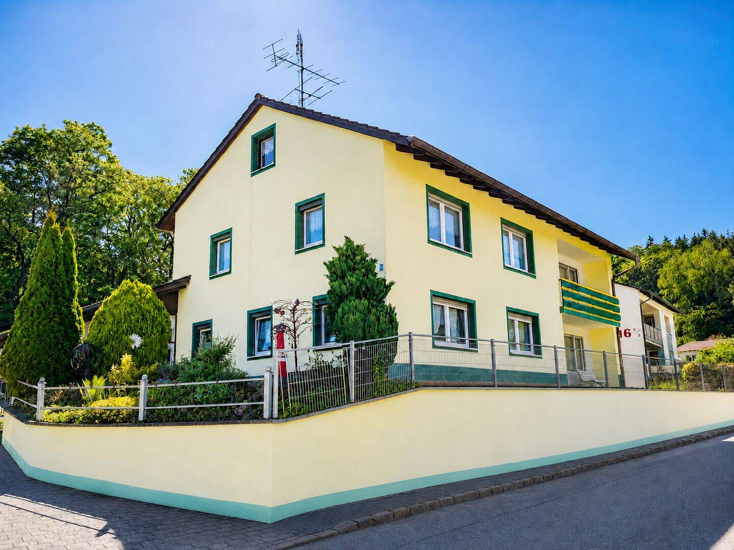 Seltene Gelegenheit: Einfamilienhaus mit außergewöhnlich großem Grundstück in Essenbach!, 84051 Essenbach