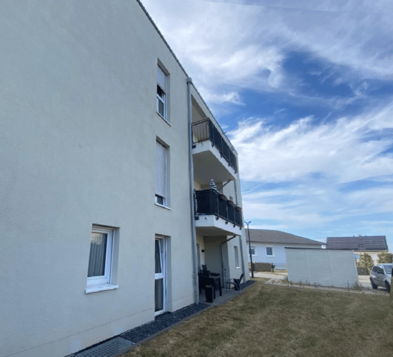 Zentrumsnahe moderne Wohnung mit Terrasse!, 54634 Birtlingen