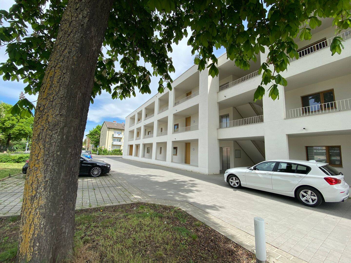 Neuwertige lichtdurchflutete 3-Zimmer-Wohnung mit Balkon zum 1. August 2026 zu vermieten ! Einbauküche ablösbar !, 97424 Schweinfurt
