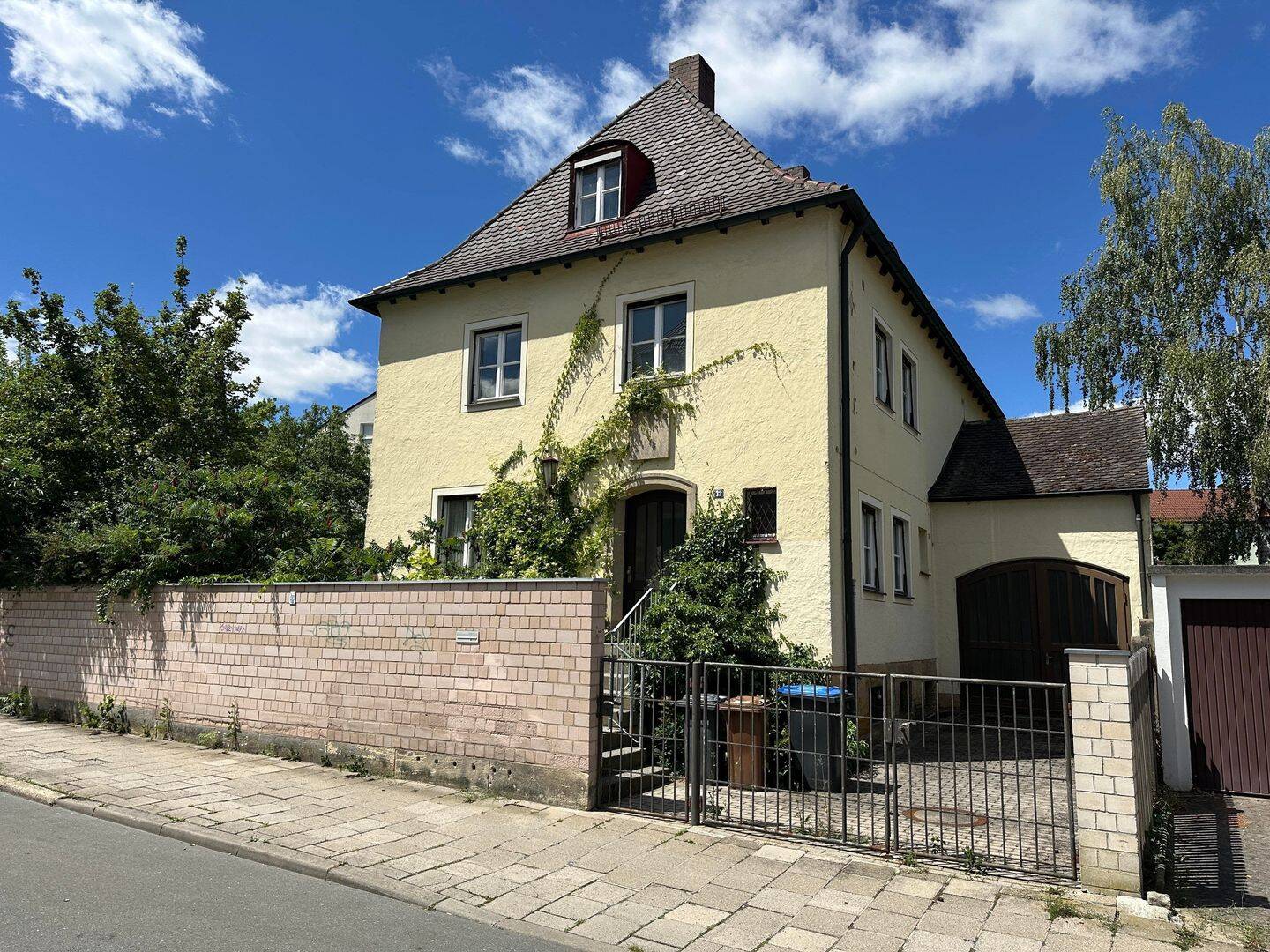 Ehemalige Stadtvilla, 95447 Bayreuth (Altstadt Birken Glocke Meyernberg Saas)