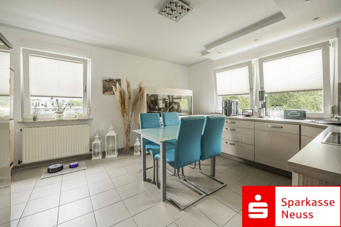 Charmante 2-Zimmer Etagenwohnung mit Ausbaureserve und Garage, 41238 Mönchengladbach