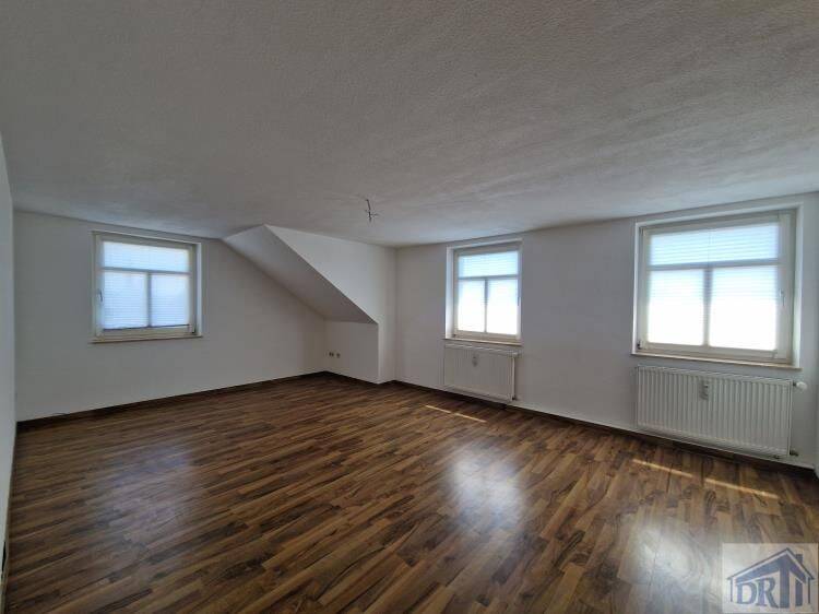 Renoviert mit Balkon und Weitblick, 2763 Zittau