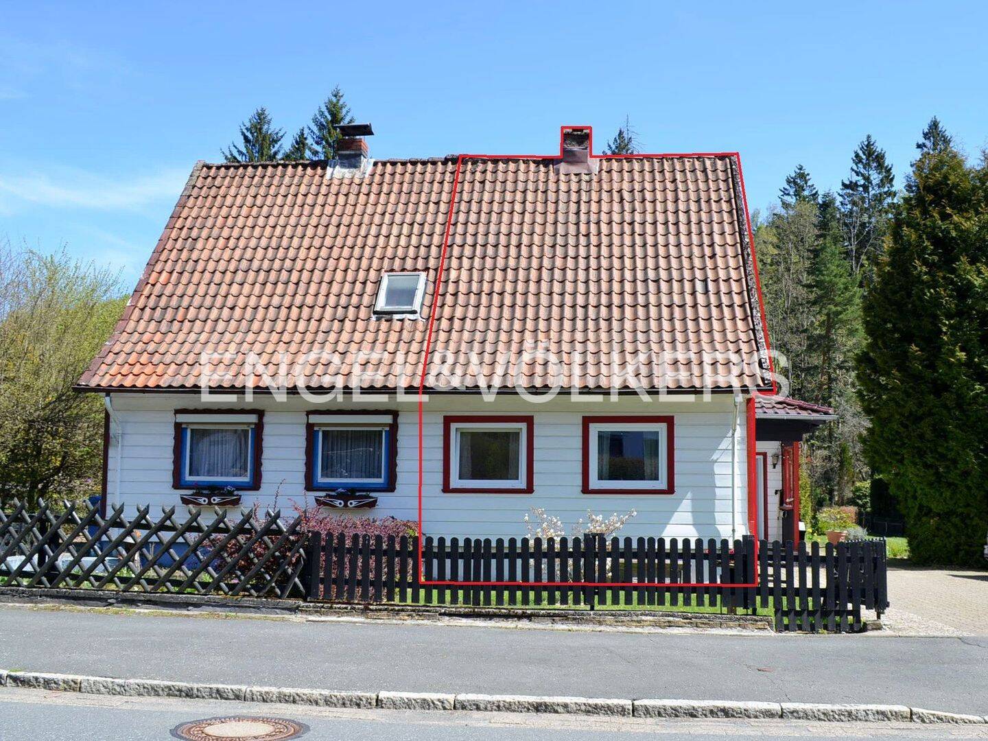 Großzügige Doppelhaushälfte – charmant und vielseitig in idyllischer Lage!, 37520 Osterode am Harz
