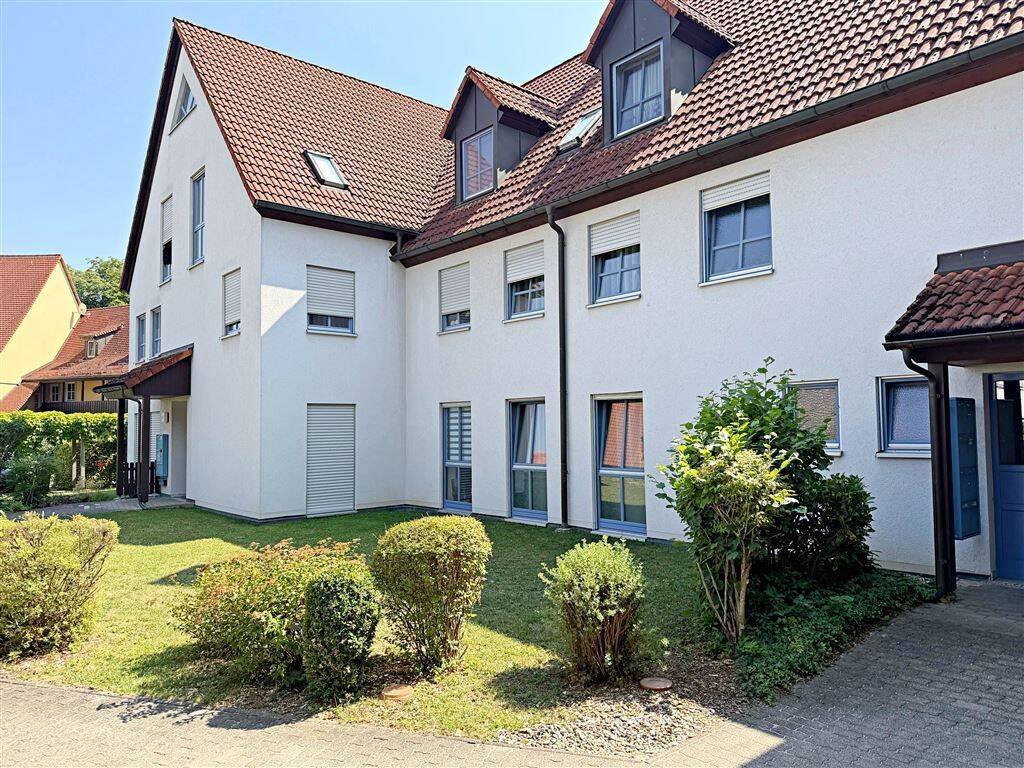 Grüne Oase! Gemütliche 3-Zi.-Erdgeschosswohnung mit Garten in Eckental, 90542 Eckental