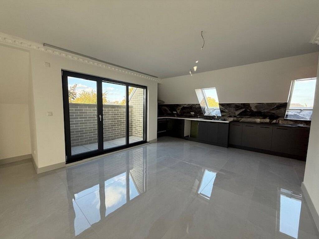 Stilvolle, exklusive 2-Zi-Dachgeschosswohnung mit Balkon und Stellplatz in bevorzugter ruhiger Lage, 23570 Lübeck (Travemünde)