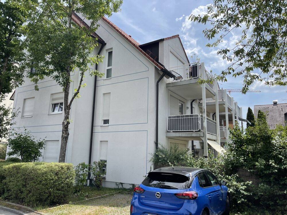 Gepflegte Dreizimmerwohnung mit Balkon und TG-Stellplatz in A.-Haunstetten zu verkaufen, 86179 Augsburg (Haunstetten Siebenbrunn)